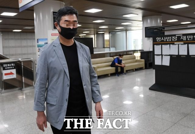 근로기준법 위반 혐의가 추가로 적용된 조국 전 법무부 장관의 동생 측이 "교원 채용 비리 사건에서 근로기준법 위반으로 기소한 전례가 없다"며 반발했다. /남용희 기자