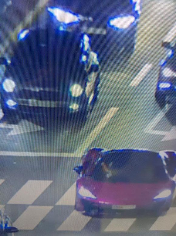 지난 21일 자동차 커뮤니티 '보배드림'에 '해운대 갑질 맥라렌'이라는 제목의 글이 올라왔다. 작성자 A 씨는 지난 13일 오후 7시경 부산 해운대구 송정구에서 맥라렌 차주로부터 모욕적인 발언과 보복운전을 당했다고 주장했다. /보배드림 캡처