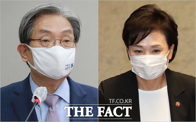 노영민 전 대통령비서실장(왼쪽)과 김현미 전 국토교통부 장관은 지난해 현 정부 들어 아파트값이 폭등한 것을 '전 정부 탓'으로 돌리려다 역풍을 맞기도 했다. /남윤호·이새롬 기자