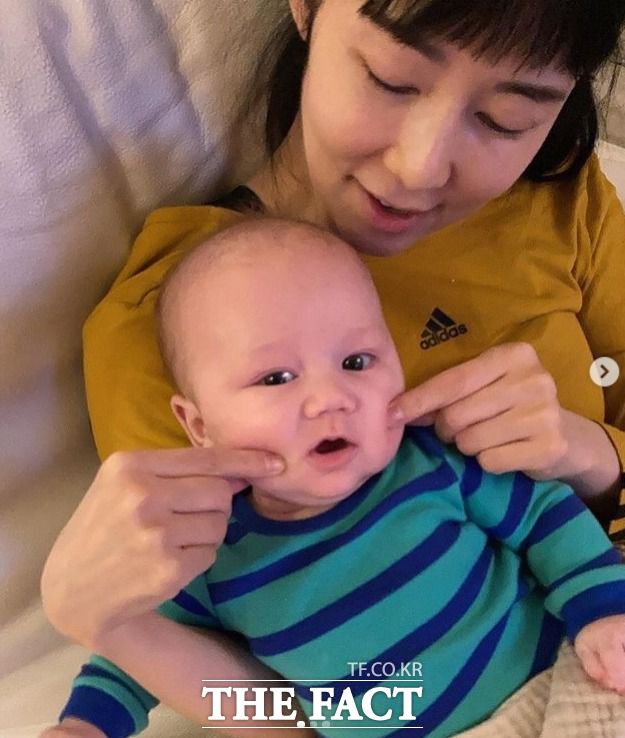 청와대 국민청원 게시판에 사유리의 '슈퍼맨이 돌아왔다' 출연을 막아달라는 청원글이 올라왔다. /사유리 인스타그램 갈무리