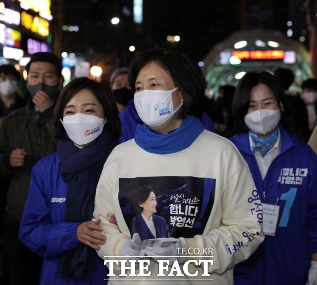 당내 경선 과정에서 '친문'임을 강조했던 박영선 후보도 지난 28일 "문재인 정부가 부동산 정책을 잘했다고 생각하지 않는다"며 거리두는 모습을 보였다. /박영선 후보 캠프 제공