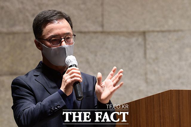 박종수 항바이러스 면역 연구소장은 "발효유를 꾸준히 음용한다면 바이러스 침입과 발현을 억제하고 일부는 완화할 거라고 생각한다"고 말했다. /남용희 기자