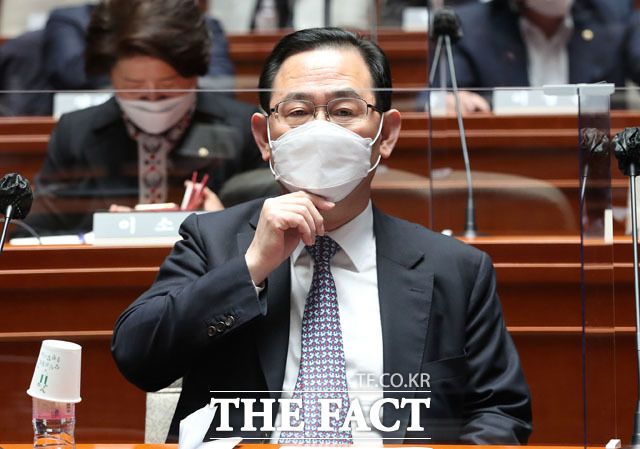 16일 오전 국회에서 열린 의원총회에 참석한 주호영 국민의힘 대표 권한대행. /남윤호 기자