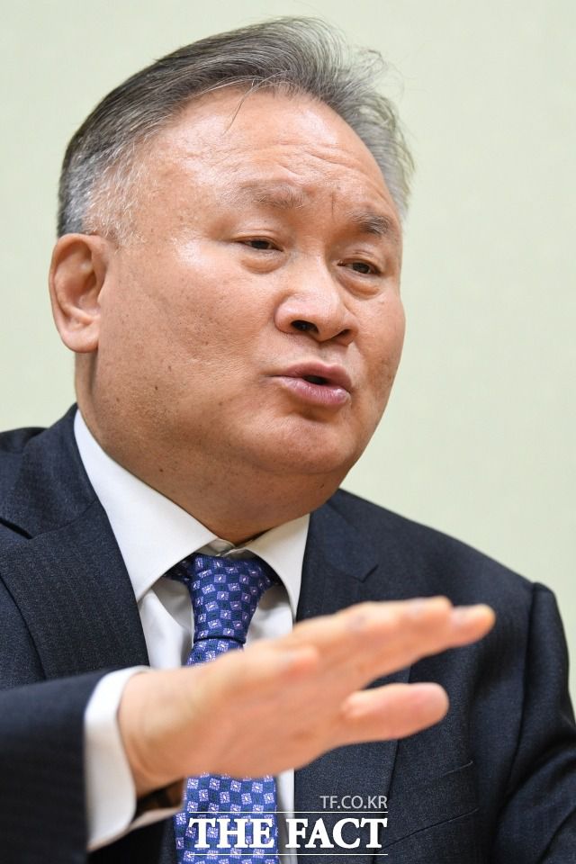 이 의원은 검찰개혁보다 민생 현안을 우선순위에 둬야 한다고 말했다. /남윤호 기자