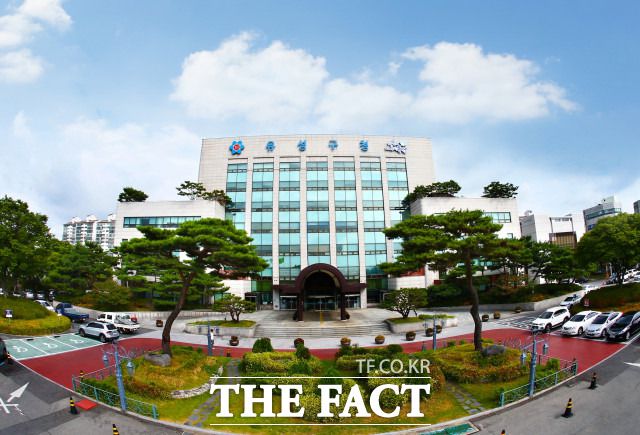 대전 유성구가 아동학대 근절을 위해 아동보호팀을 신설했다. / 대전 유성구청 전경