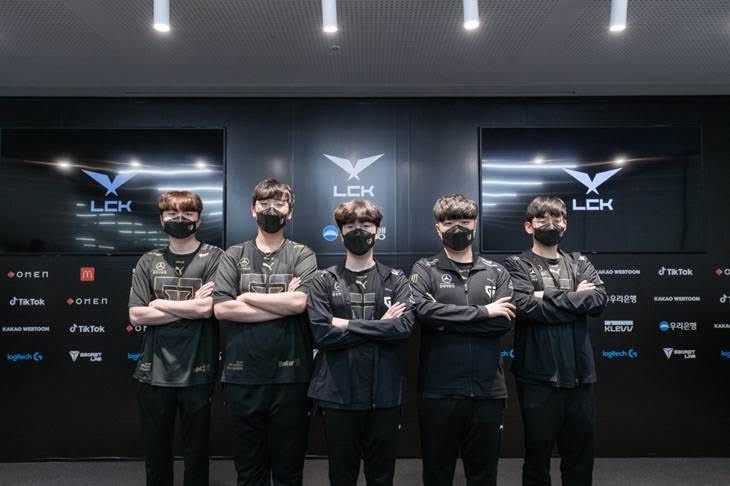 신예 '버돌' 노태윤을 기용해 다른 색깔을 보여줬던 젠지 /LCK 제공