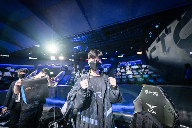 LCK 통산 두 번째 2000킬 고지를 점령한 DRX '데프트' 김혁규 /LCK 제공