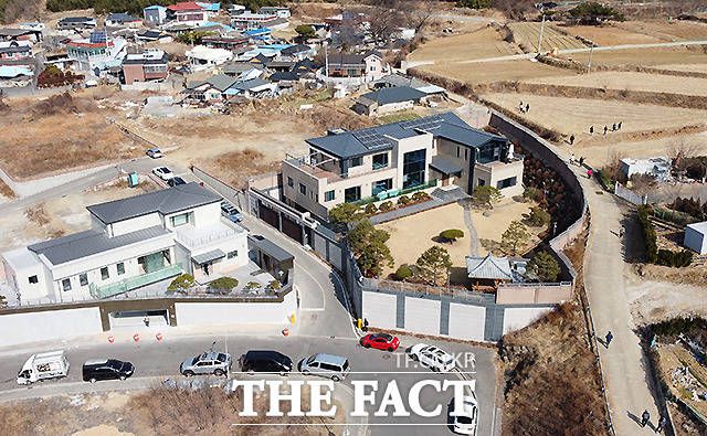 박 전 대통령은 대선인 9일 이후 대구 달성군에 마련한 사저로 입주할 것으로 알려졌다. 박 전 대통령은 현재 대구 달성 사저에 전입신고를 마친 상태다. /이새롬 기자