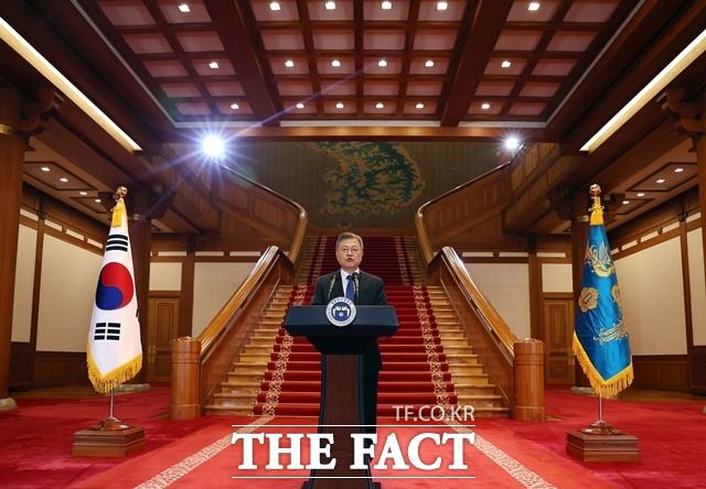 문재인 대통령이 9일 오전 청와대 본관에서 진행한 퇴임 연설에서 "위대한 국민과 함께 할 수 있어서 정말 영광이었다"고 소감을 밝혔다. /뉴시스