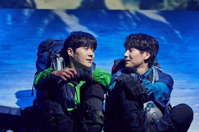배우 김선호(왼쪽)가 연극 '터칭 더 보이드'로 9개월 만에 돌아왔다. /3rd 터칭 더 보이드 제공