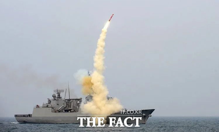 우리군 함정에서 현무-3C 순항미사일을 발사하고 있다. /CSIS