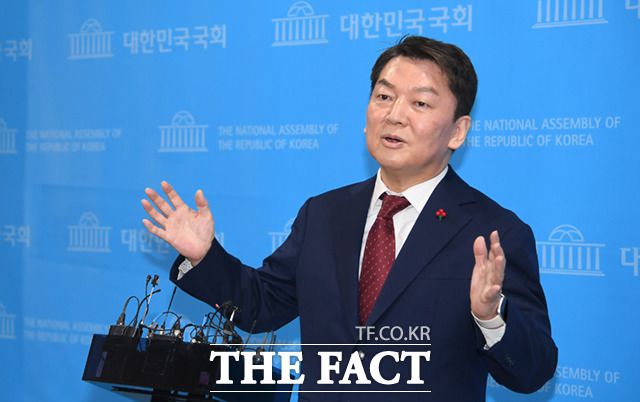 안 의원은 대통령실이 국민의힘 전당대회에 지나치게 개입하는 것 아니냐는 비판에 대해 "윤심이 어디에 정해져있지 않다는 건 제가 확실하게 말씀드린다"고 선을 그었다. /이새롬 기자