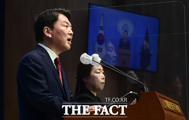 안 의원은 "지금처럼 민주당의 횡포가 계속되어도 좋다면 다른 분 선택해도 된다"며 "그러나 과반을 넘어 170석을 하려면 안철수를 선택해야 한다"고 주장했다. /이새롬 기자