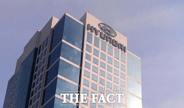 현대차는 지난해 9조8197억 원의 영업이익을 기록, 역대 최고 실적을 달성했다고 26일 밝혔다. /더팩트DB