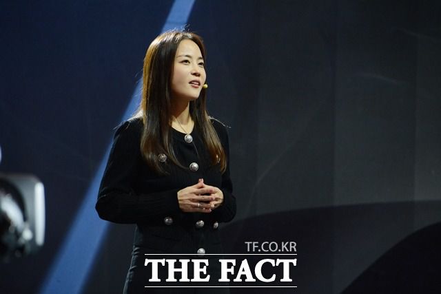 7일 서울 서초구 세빛섬에서 열린 GMC 시에라 출시 간담회에서 정정윤 한국지엠 CMO가 풀사이즈 픽업트럭 신시장을 개척 전략을 소개하고 있다. /김태환 기자