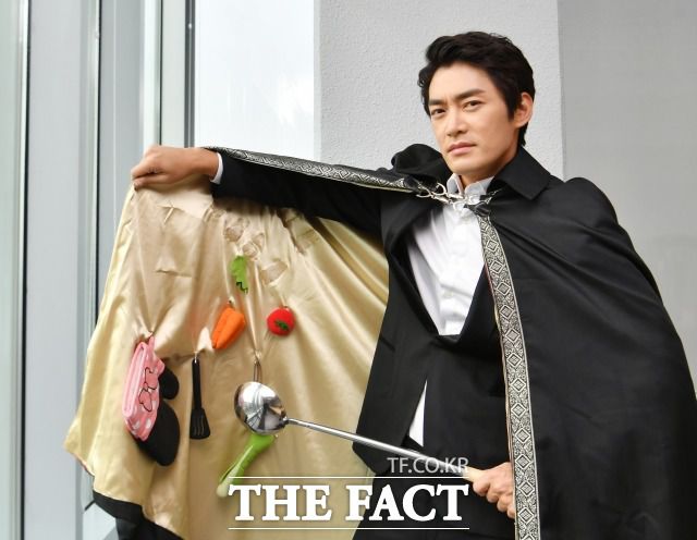 "아쉽게 본선 3라운드에서 멈췄지만 존재감은 단연 우승감." 신명근은 트로트 오디션 '불타는 트롯맨'에 도전한 뒤 '주부 대통령'이란 닉네임으로 시청자들의 인기를 평정했다. /박헌우 기자