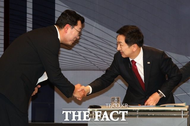 천 위원장(왼쪽)이 연일 저격한 김기현 당시 후보(오른쪽)는 국민의힘 당 대표에 선출됐다. 최고위원 등 지도부들도 모두 친윤계로 꾸려졌다. /이새롬 기자