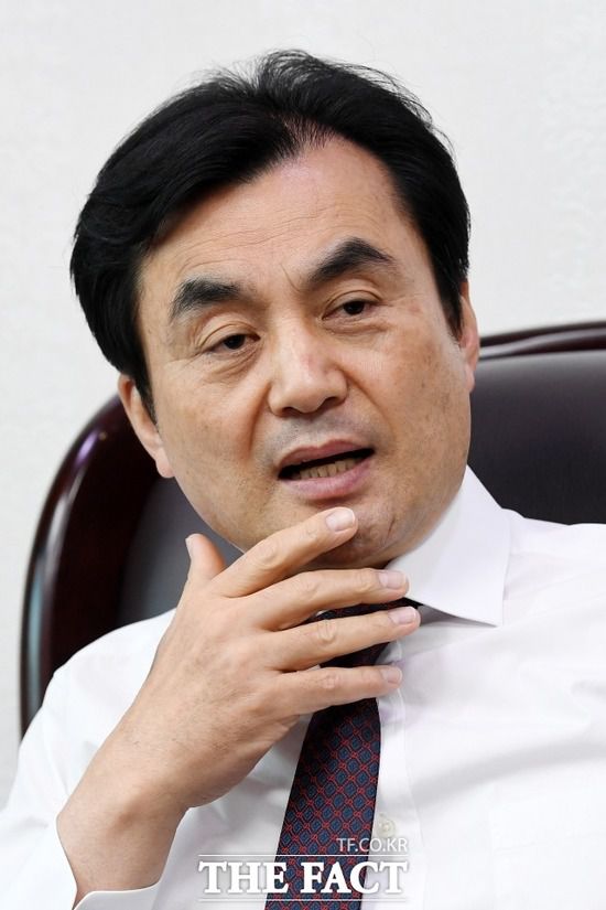 안 의원은 현재 민주당의 상황이 "내홍은 아니다. 체포동의안 표결 이후 당 지도부가 소홀했던 부분을 해결해 가는 과정일 뿐"이라고 말했다. /남용희 기자