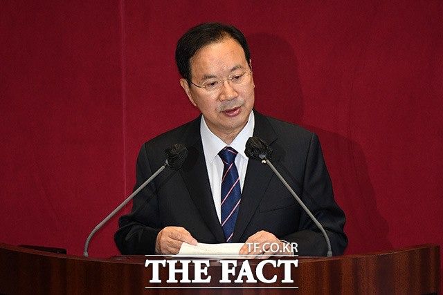 하영제 국민의힘 의원의 체포동의안이 지난달 30일 가결됐다. 앞서 가결을 '권고적 당론'으로 채택했던 여당은 더불어민주당의 이재명 대표·노웅래 의원의 체포동의안 부결 사례를 꼬집으며 강하게 비판했다. 사진은 지난달 30일 하 의원이 국회 본회의에서 신상발언을 하는 모습. /남용희 기자