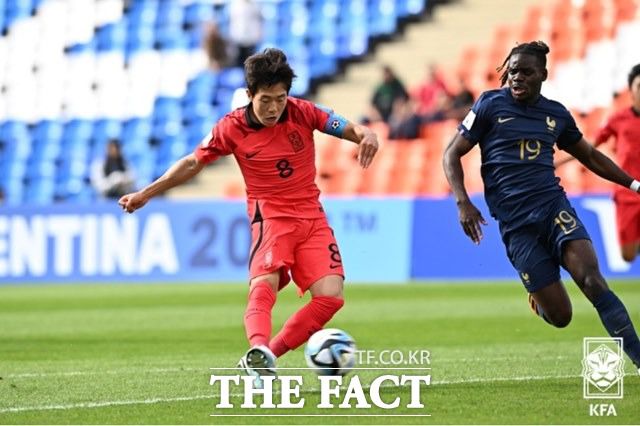 강호 프랑스를 상대로 선제골을 터뜨린 이승원의 경기 장면./멘도사=KFA