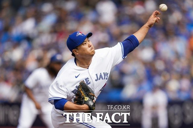 4차례의 실점 위기를 뛰어난 위기 관리능력으로 극복한 류현진./토론토=AP.뉴시스