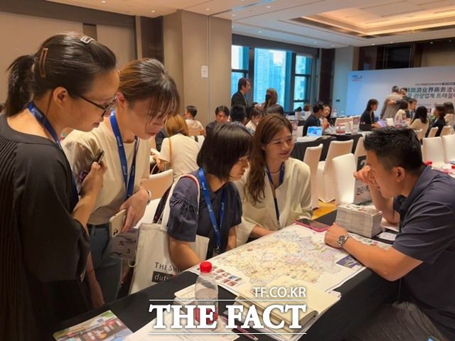 정부는 추석 황금연휴간 국내여행 비용을 국민에게 지원하는 등 지원책을 펼치고 있다. 대책이 효과를 보일지 관심이 쏠린다. /더팩트DB