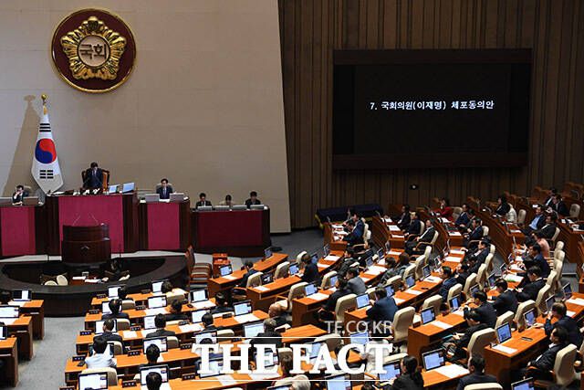 이 대표는 체포동의안 가결에 따라 구속 전 피의자심문(영장실질심사)을 받게 된다. 일정은 22일에서 25일 사이에 결정될 것으로 보인다. /남용희 기자