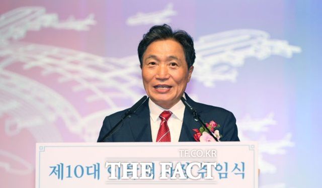 이학재 인천국제공항공사 사장이 지난 6월 19일 인천국제공항공사에서 열린 취임식에서 취임사를 하는 모습. /뉴시스