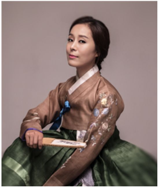 박애리는 오는 11월8일 저녁 7시 30분 국립부산국악원 연악당에서 펼쳐지는 부산국악방송 개국 12주년 기념 음악회 MC '좋아海 사랑海'를 진행한다. /국악방송