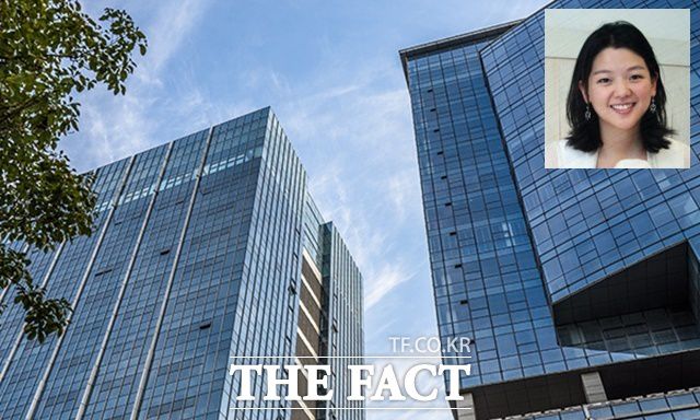 한솔케미칼은 사실상 조연주(오른쪽 위 사진) 부회장 체제의 3세 경영이 이뤄지고 있다. 한솔케미칼 본사 전경. /한솔케미칼 제공