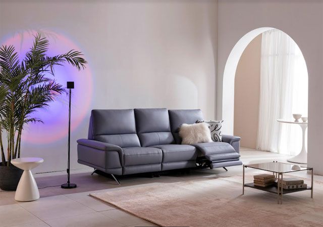 현대리바트는 미유와 그란디오소, 레가토 등 리클라이너 소파 20여 종을 선보이고 있다. /현대리바트