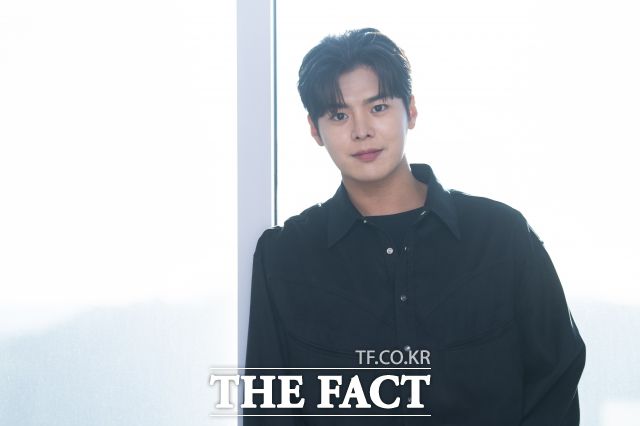 배우 려운이 tvN 월화드라마 '반짝이는 워터멜론' 제목에 담긴 의미를 설명했다. /서예원 기자