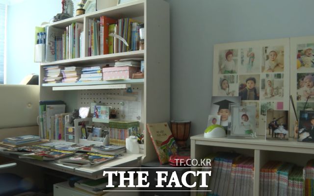 지난달 24일 <더팩트> 취재진은 강원도 강릉시를 찾아 고(故) 도현 군 아버지 이상훈 씨를 만났다. 이 씨의 집은 여전히 아들의 흔적들로 가득했다./김영봉 기자