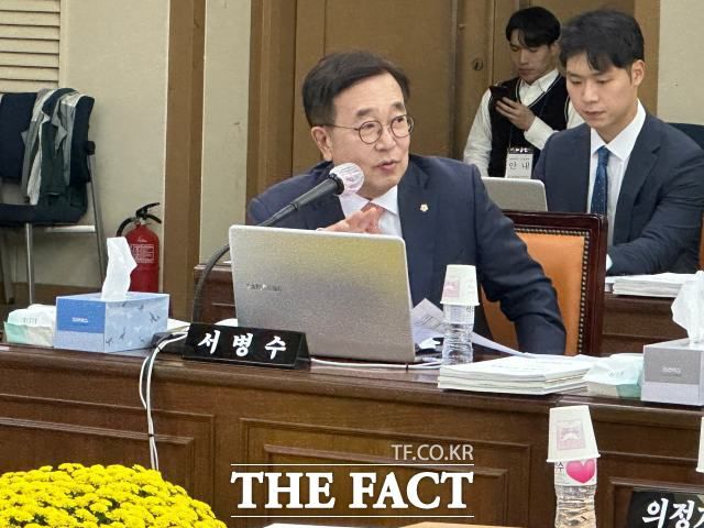 서병수 국회의원이 10일 자신의 페이스북에 국민의힘에 대한 일침을 가하는 게시글을 올렸다./더팩트DB