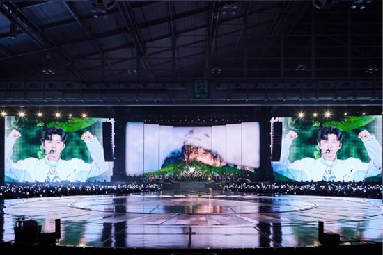 임영웅은 이번 킨텍스 공연을 마치면 4개월 뒤인 오는 5월 25일과 26일 서울 마포에 있는 서울월드컵경기장에서 대규모 스타디움 콘서트로 팬들을 만난다. /물고기뮤직