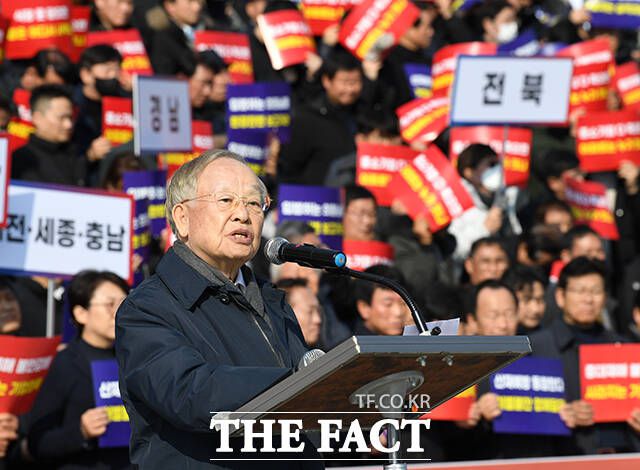 발언하는 손경식 한국경영자총협회 회장.