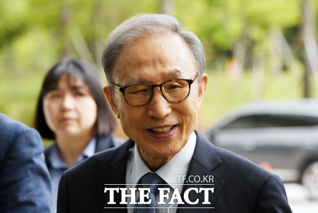 이 전 대통령은 지난 2일 국민의힘 소속 서울시의원들과 오찬 회동에서 민심을 잘 들어달라는 취지의 주문을 한 것으로 알려졌다. /이새롬 기자