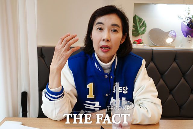 '하남 대변인'으로 변신한 박 예비후보는 풍부한 경험을 토대로 "일상이 행복한 하남으로 도시 가치를 높이고, 품격 있는 도시를 만들겠다"고 강조했다. /하남=김세정 기자