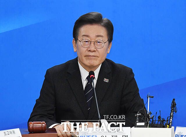 민주당 안팎에서 이재명 대표의 리더십에 대해 쓴소리가 나온다. /배정한 기자