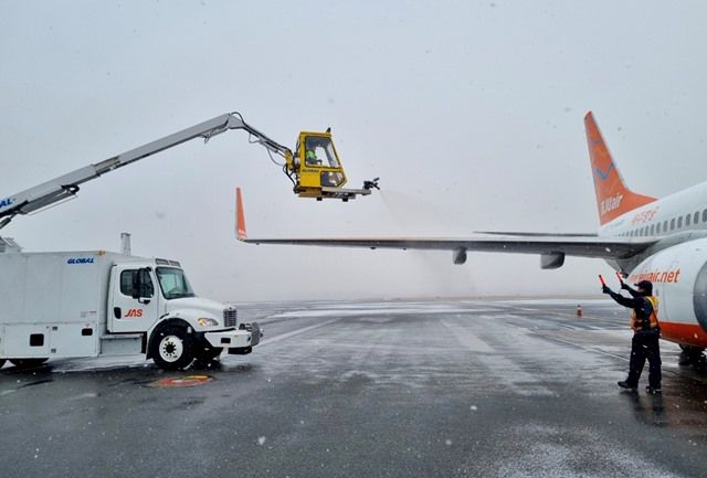 LCC 업계 1위인 제주항공은 아시아나항공 화물사업부 인수전에 나선 유력한 후보 중 하나다. /제주항공 제공