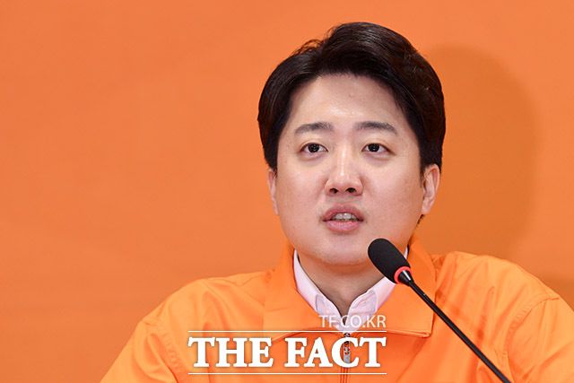 제3지대의 군소정당이 이번 어느 정도의 성과를 거두냐에 관심이 쏠린다. 사진은 이준석 개혁신당 대표. /남용희 기자