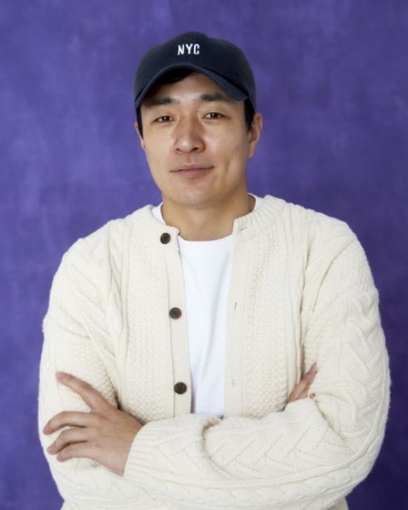 이병헌 감독이 <더팩트>와 만나 넷플릭스 시리즈 '닭강정' 관련 인터뷰를 진행했다. /넷플릭스