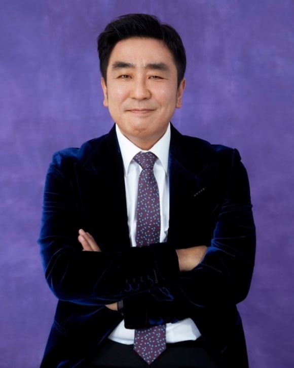 배우 류승룡이 넷플릭스 시리즈 '닭강정'에 관한 다양한 이야기를 전했다. /넷플릭스