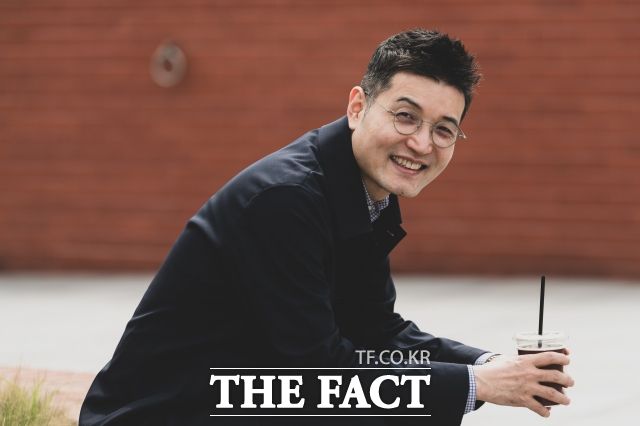 엄청난 폭발력으로 이어진 K-POP 한류의 성공에는 숨은 주역들이 많다. 'SMTOWN Live World Tour' 파리콘서트 당시 SM의 모든 글로벌 공연 브랜드의 기획, 제작 및 총 연출자였다. /박헌우 기자