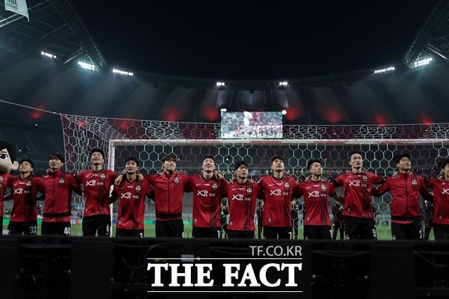 5경기 연속 무패행진을 이어가고 있는 FC서울이 과연 포항과 주말 경기에서도 흐름을 이어갈지 주목된다./K리그