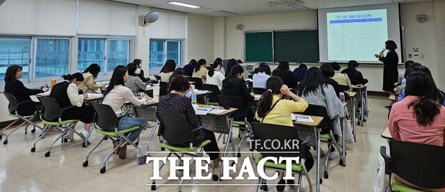 광주교육연수원이 23일부터 4일간 ‘2024년 영양교사 역량강화 직무연수’ 과정을 실시하고 있다./광주교육연수원