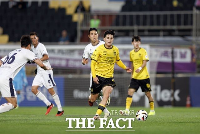 반등이 필요한 성남과 전남이 23일 맞대결을 펼친다./K리그