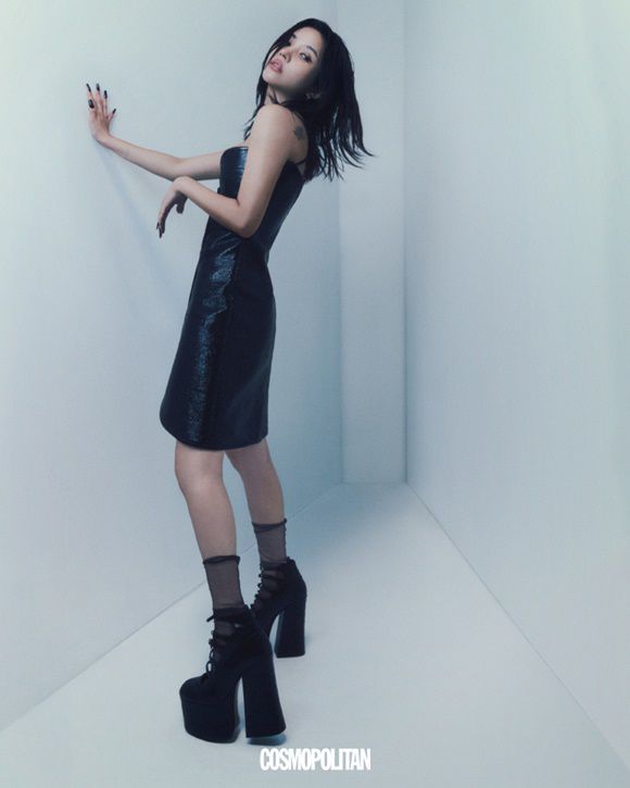 소연은 "장르에 얽매이지 않고 죽을 때까지 (여자)아이들로서 활동하고 싶다"고 바랐다. /코스모폴리탄