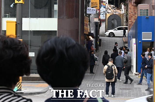 '10.29 기억과 안전의 길'에는 참사를 기억하기 위한 시민들의 발길이 이어졌다.