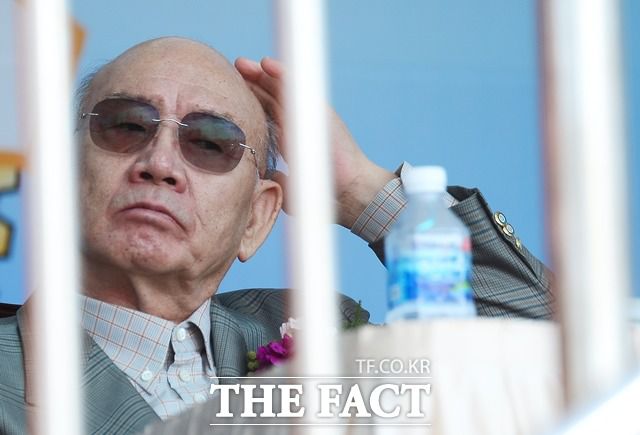 고 전두환 전 대통령은 처음부터 수사를 거부하고 오히려 여론전을 펼쳤다. /더팩트 DB